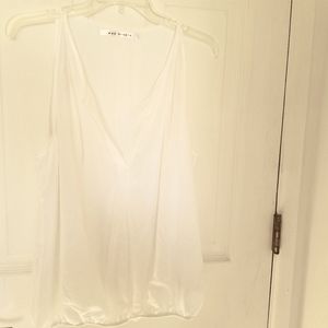 Max Studio Off White Sleeveless Blouse (L)